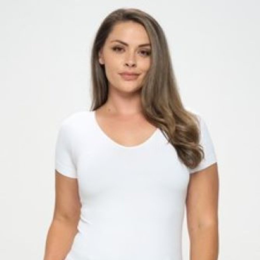 Seamless Short Sleeve Top - One Size Plus White